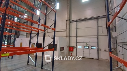 Pronájem skladu 1 100 m², Hradec Králové