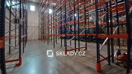 Pronájem skladu 1 100 m², Hradec Králové