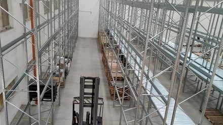 Pronájem skladu 1 000 m², Praha - Kbely