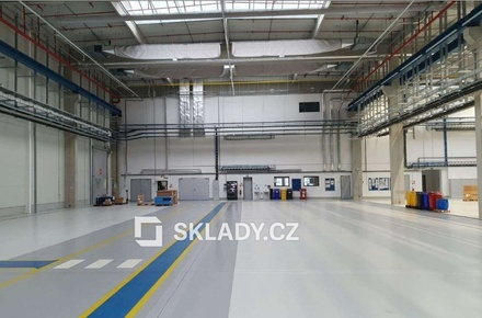 Pronájem skladu 2 700 m², Most