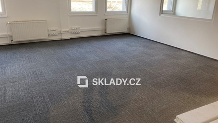 Prodej skladu 7 238 m², Karlovy Vary