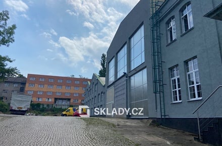 Pronájem skladu 1 520 m², Ústí nad Labem - Střekov