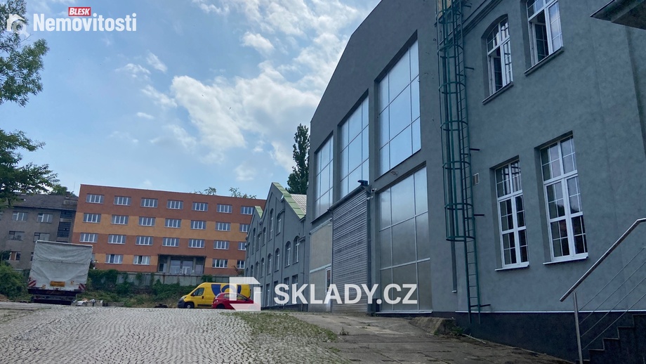 Pronájem skladu 1 520 m², Ústí nad Labem - Střekov