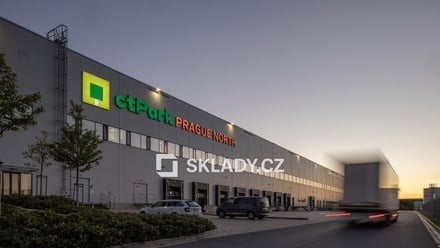 Pronájem skladu 2 157 m², Kozomín