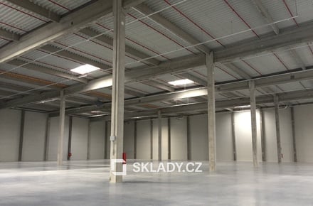 Pronájem skladu 13 093 m², Brno - Tuřany