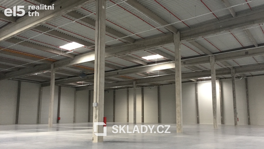 Pronájem skladu 13 093 m², Brno - Tuřany