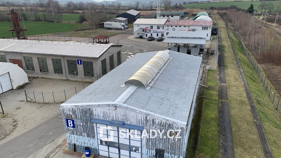 Pronájem sklady, 350 m² - Žalany