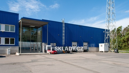 Pronájem skladu 8 700 m², Nučice