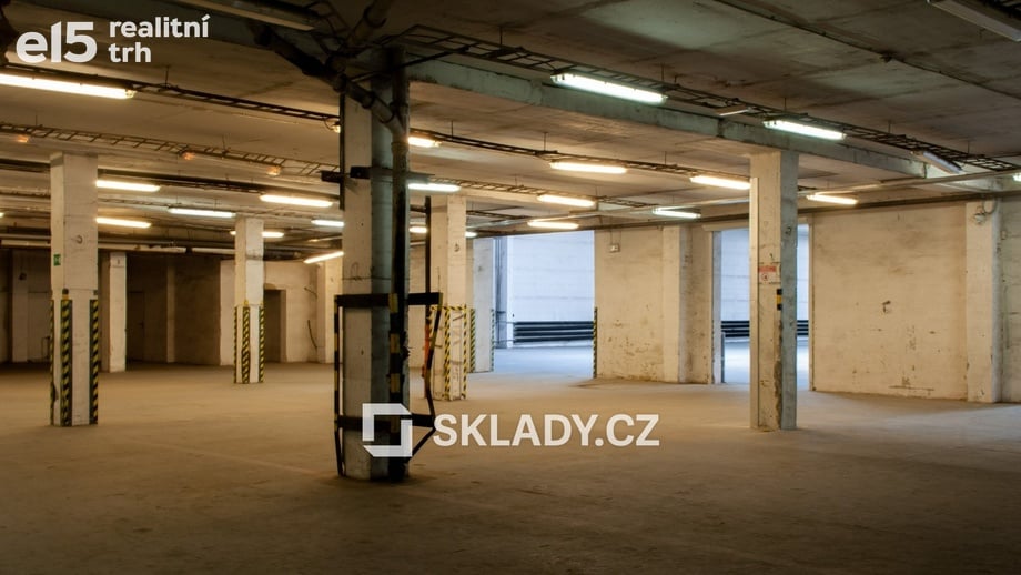 Pronájem sklady, 8 700 m² - Nučice