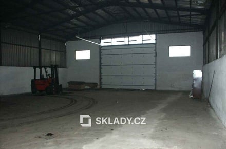Pronájem skladu 500 m², Terezín