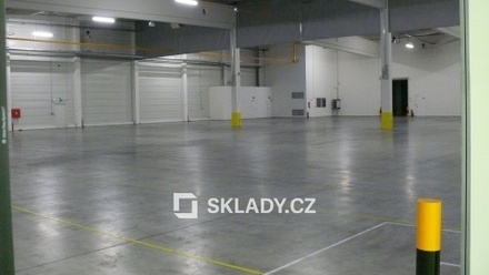 Pronájem skladu 16 000 m², Kadaň