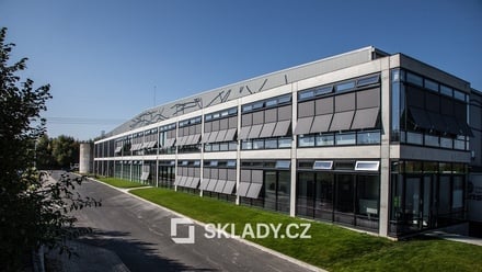 Pronájem skladu 7 000 m², Divišov