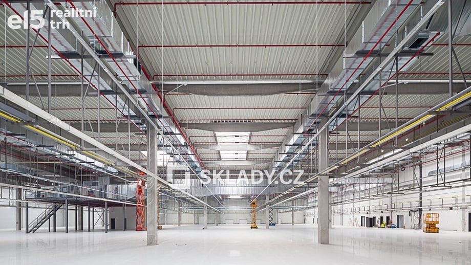 Pronájem skladu 6 000 m², Týniště nad Orlicí
