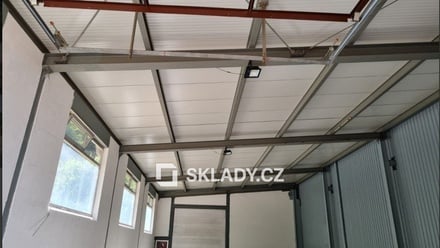 Pronájem skladu 500 m², Hřensko