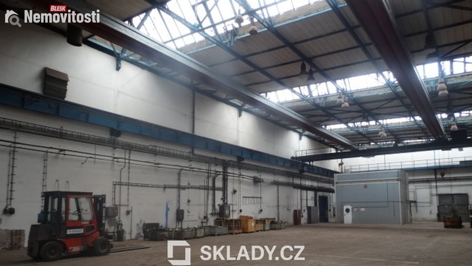 Pronájem skladu 1 340 m², Praha - Komořany