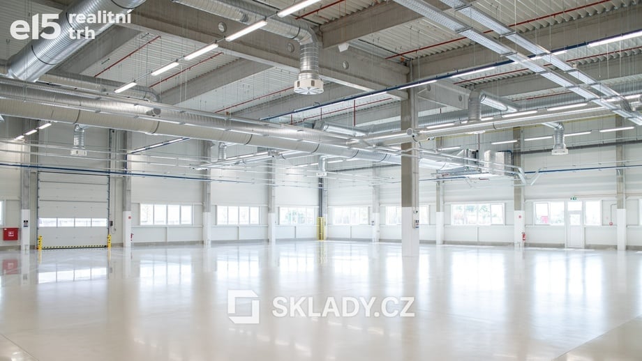 Pronájem skladu 8 000 m², Blatná