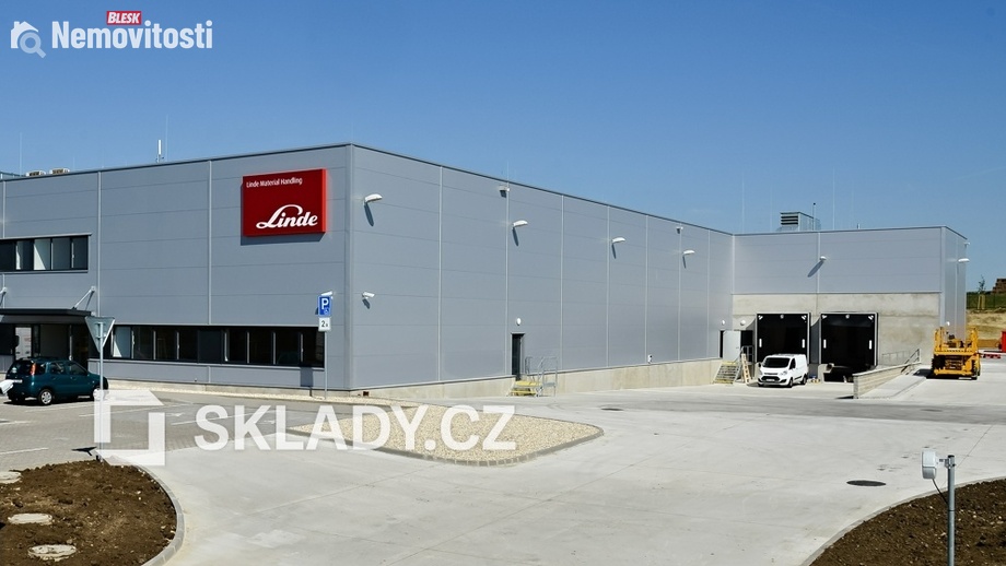 Pronájem skladu 19 000 m², Staňkov