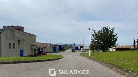 Pronájem skladu 717 m², Měnín