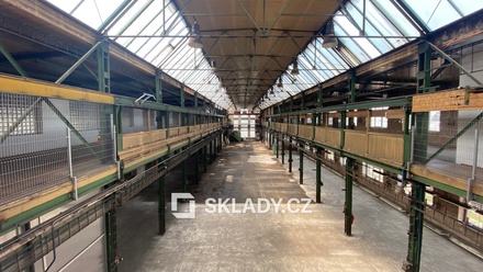 Pronájem skladu 3 000 m², Ústí nad Labem - Střekov