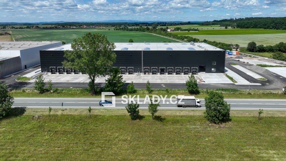 Pronájem sklady, 3 000 m² - Hradec Králové