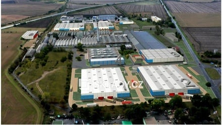 Pronájem skladu 5 400 m², Louny
