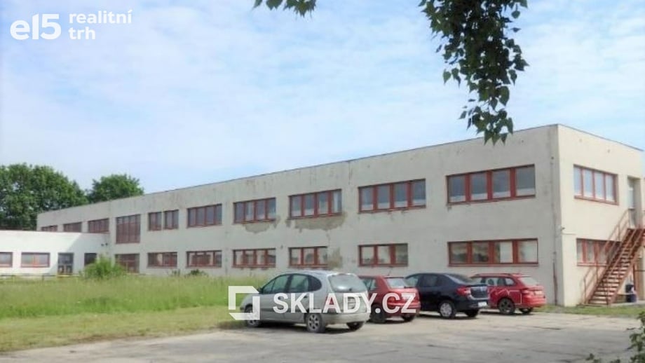 Pronájem kanceláře 1 060 m², Louny