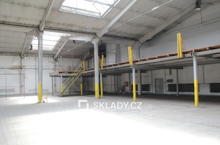 Pronájem skladu 820 m², Prostějov