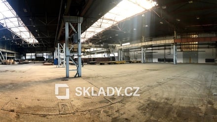 Pronájem skladu 500 m², Moravský Krumlov