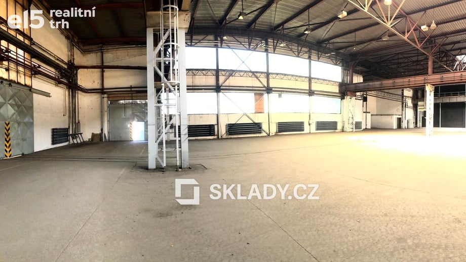 Pronájem skladu 500 m², Moravský Krumlov
