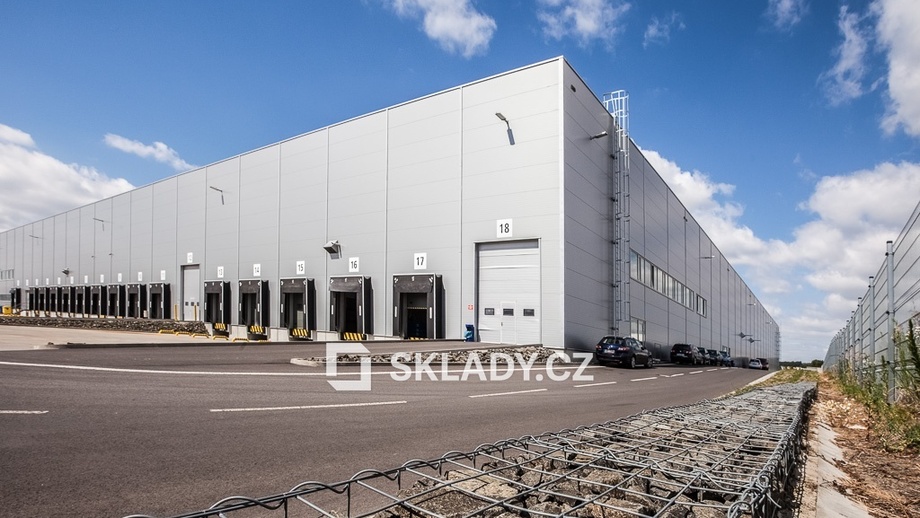 Pronájem sklady, 3 000 m² - Mladá Boleslav III