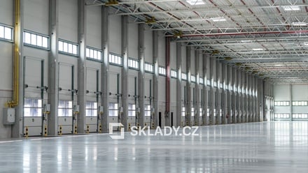 Pronájem skladu 10 000 m², Sereď, Slovensko