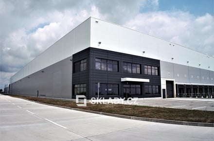 Pronájem skladu 10 000 m², Sereď, Slovensko