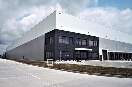 Pronájem skladu 10 000 m², Sereď, Slovensko