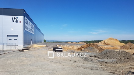 Pronájem skladu 9 000 m², Cheb