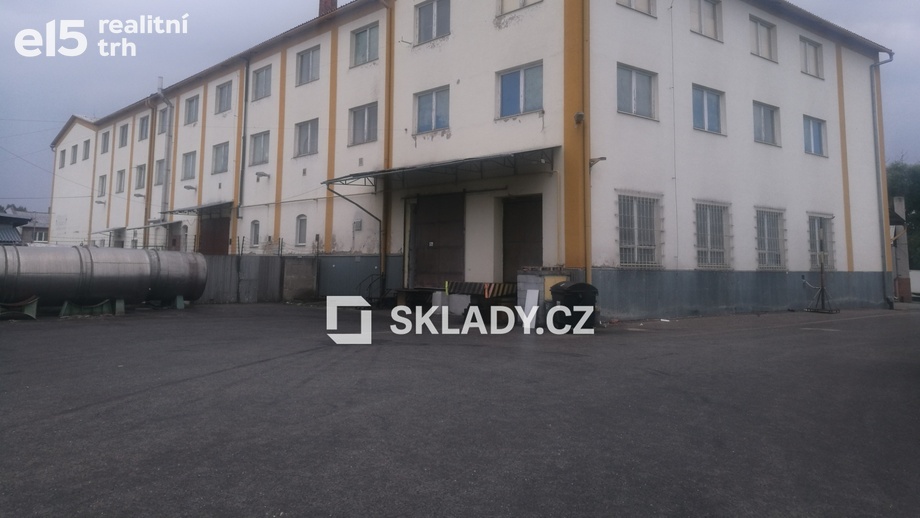 Pronájem skladu 200 m², Lobodice