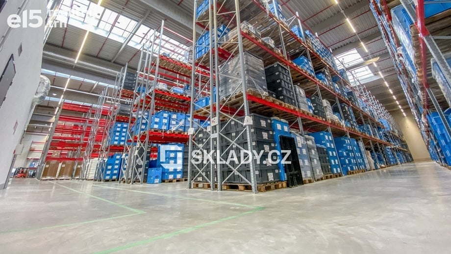 Pronájem skladu 2 500 m², Žatec