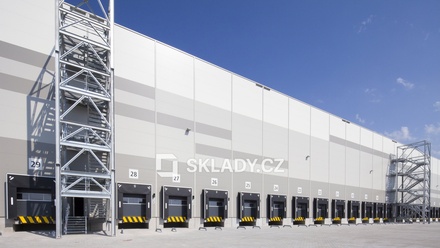 Pronájem skladu 11 000 m², Mnichovo Hradiště