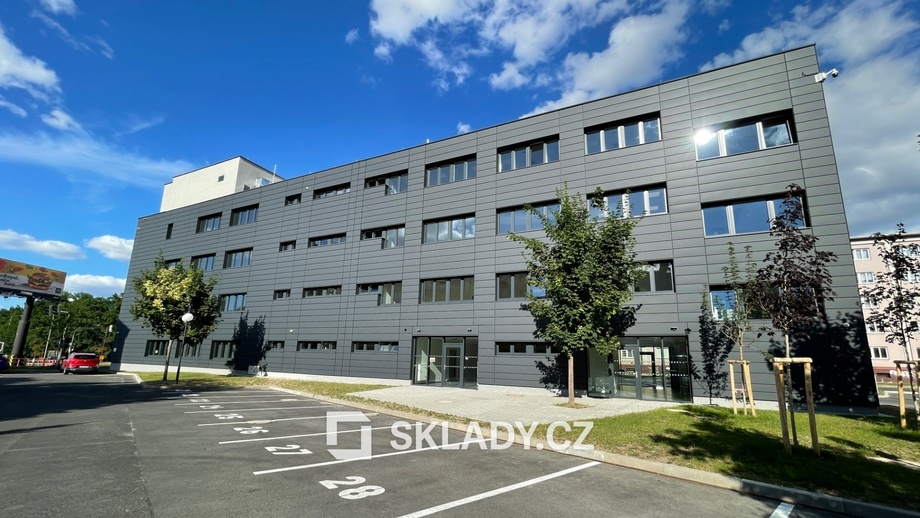 Pronájem kanceláře, 50 m² - Cheb