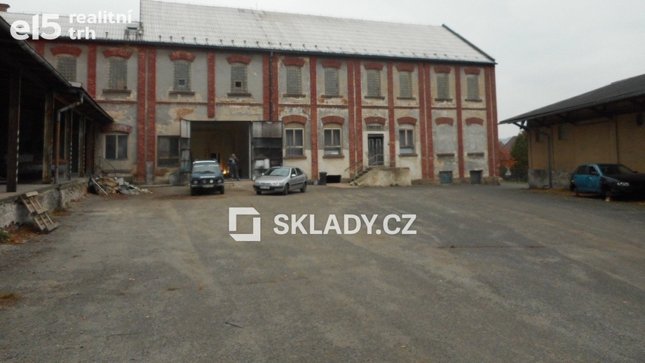 Prodej pozemky pro komerční výstavbu, 25 000 m² - Cvikov