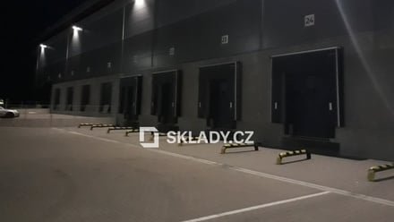 Pronájem skladu 3 000 m², Praha - Horní Počernice