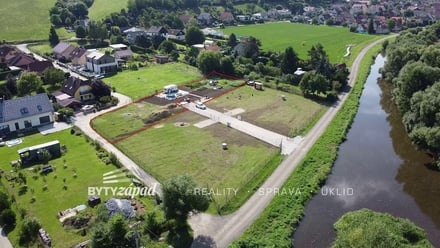 Prodej stavebního pozemku 1 690 m², Chodouň