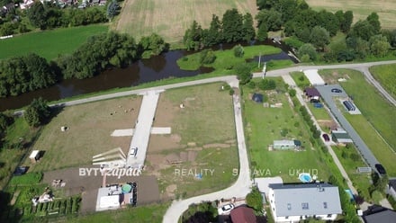 Prodej stavebního pozemku 1 690 m², Chodouň