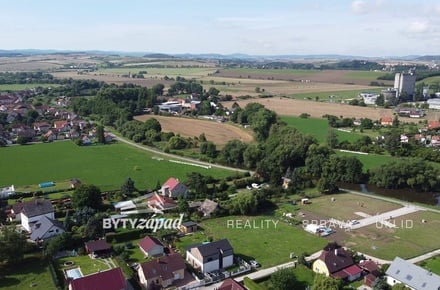 Prodej stavebního pozemku 1 690 m², Chodouň