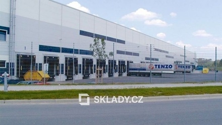 Pronájem skladu 10 000 m², Cerhovice