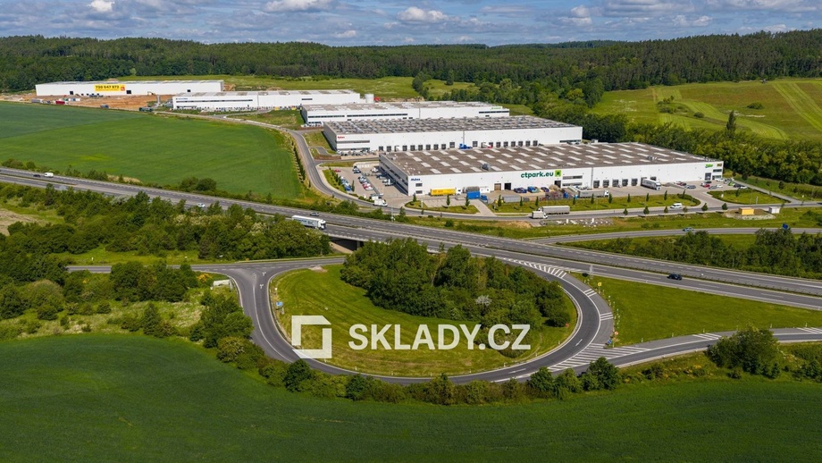 Pronájem skladu 10 000 m², Cerhovice