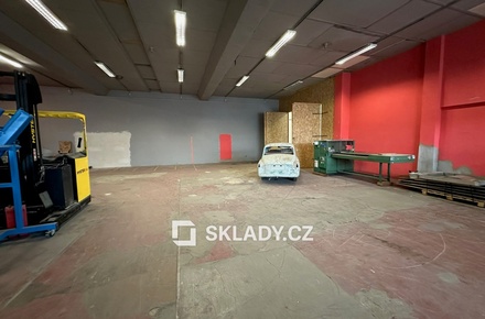 Pronájem skladu 1 250 m², Most