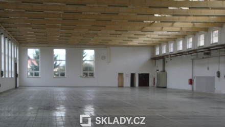 Pronájem skladu 2 000 m², Strážnice