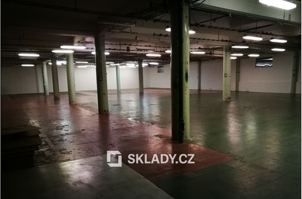 Pronájem skladu 1 000 m², Jablonec nad Nisou