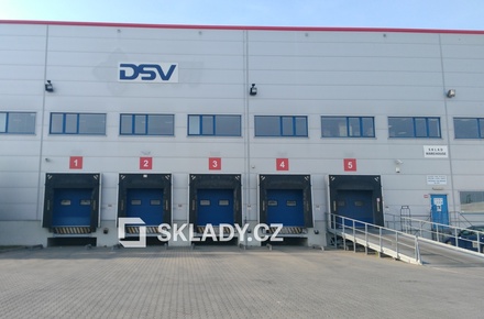 Pronájem skladu 5 000 m², Hostivice