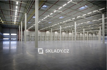 Pronájem skladu 18 200 m², Cheb